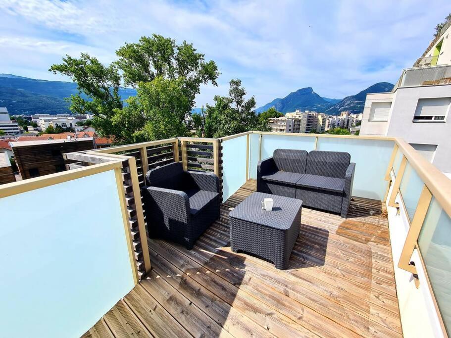 Grand Appartement Avec Vue Magnifique - Vercors - Une Experience Unique - Wifi Gratuit Grenoble Exterior photo